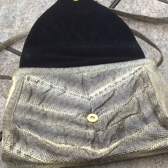 Vintage snakeskin print purse - Picture 2 of 9